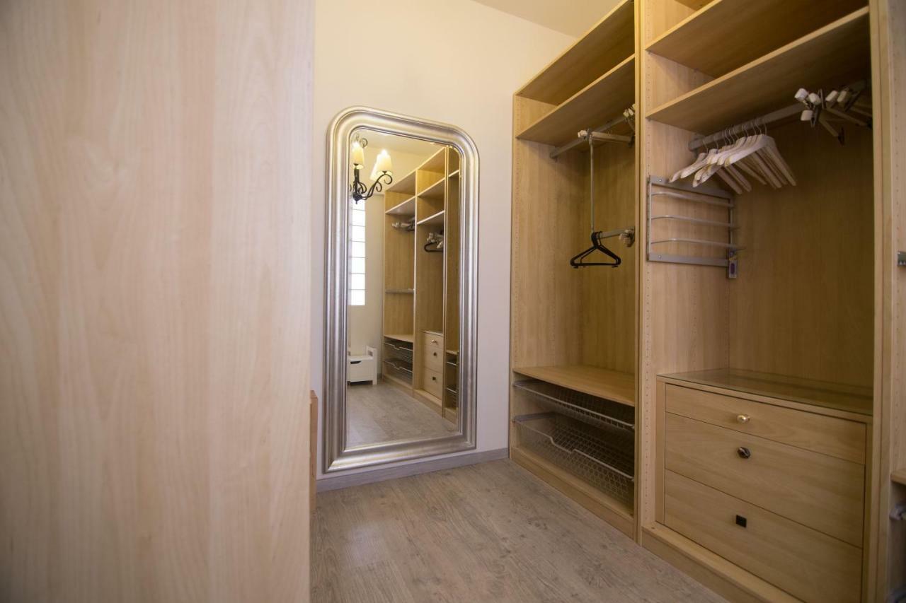 Vas' Penthouse Apartment Nicosia Exterior photo